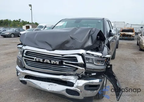 2019 Ram 1500 Laramie 4X4 6'4 Box из США, поврежденный, VIN 1C6SRFDT9KN841916